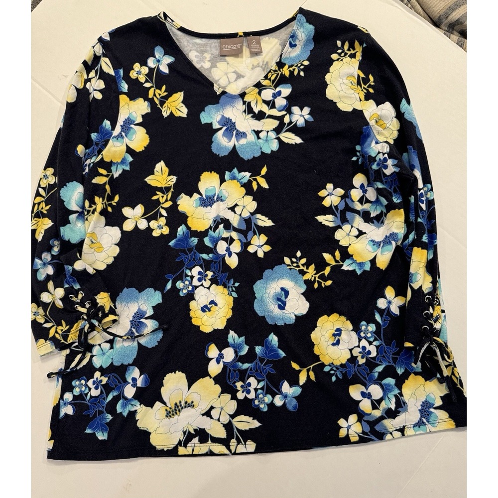 Chicos Women's Floral Blouse Size 2 Long Sleeve